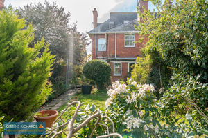 10. Garden- click for photo gallery